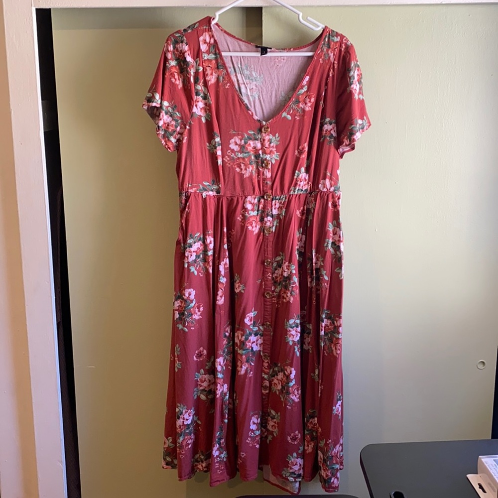 Floral Midi Dress in Red